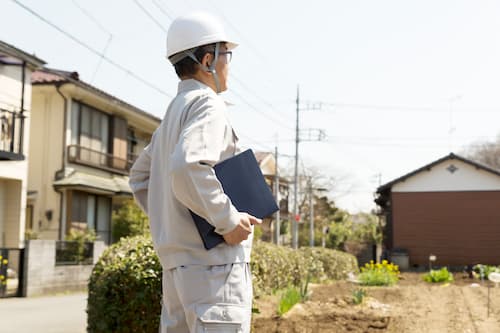 現場に到着、朝礼